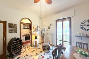 5 LOCALI A MONTEMURLO