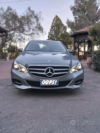 Mercedes E250 blutec 4MATIC 