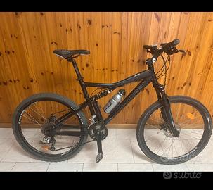 Mountain Bike Rockrider