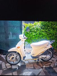 Aprilia Scarabeo 50 - 2013