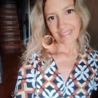 Collaborazione anziani e domestica weekend