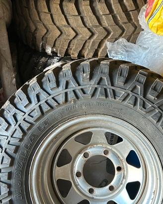Gomme con cerchi scampanati 15