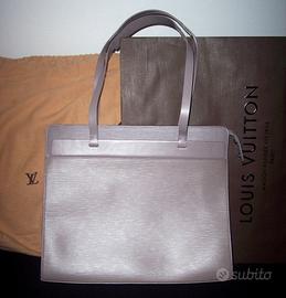 BORSA LOUIS VUITTON Mod. WILLWOOD NOIR