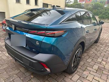Peugeot 408 full