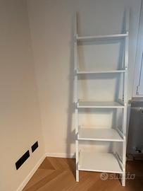 Scaffalatura a scala