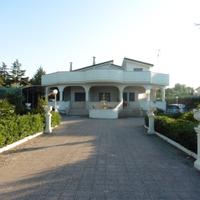 Villa primo piano a pochi passi dal centr