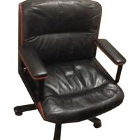 Poltrone in similpelle con rotelle
