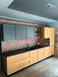 Cucina per rinnovo esposizione
