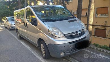 Opel Vivaro passo lungo