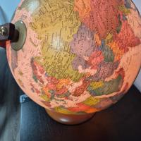 Mappamondo Illuminato 