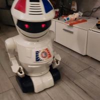 robot emilio