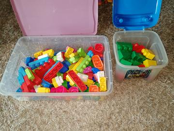 mattoncini gommosi e rigidi 