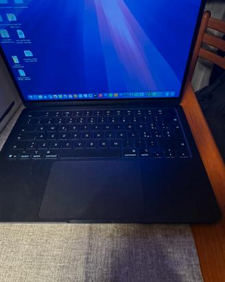 Apple MacBook Air 13” M4 – 16 GB RAM – 256 GB SSD