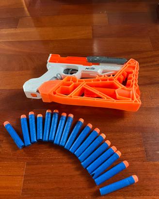 Nerf pistola con dardi