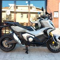 Honda X-ADV 750 DCT 2021 - FINANZIAMENTI