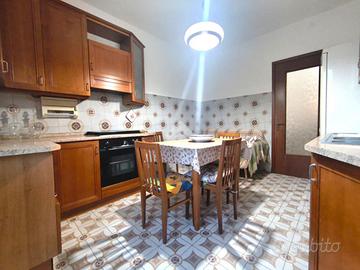 4 LOCALI A CASTELNUOVO BELBO