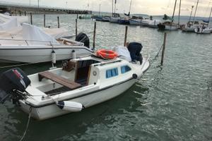 Barca a motore e relativo posto barca a Passignano