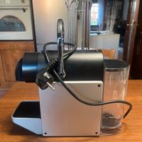 DeLonghi macchina del caffe e porta capaule