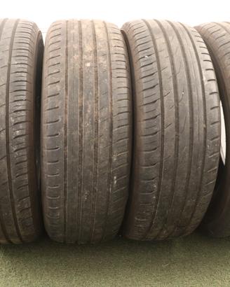 Gomme Toyo Proxes 205 65 16 estate