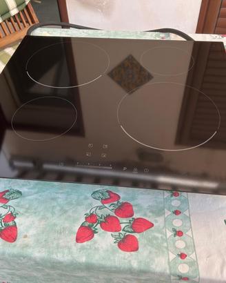 Piano cottura a induzione Samsung NZ64T3707AK