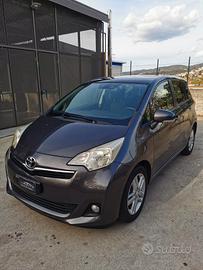 Toyota Verso-S Tetto Panoramico- Garanzia 12 mesi