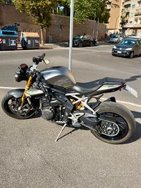 Triumph Speed Triple 1200 - 2021