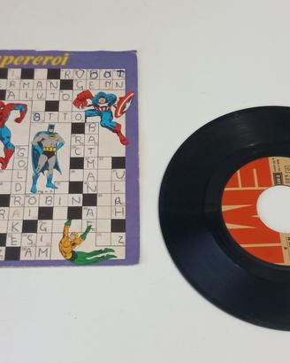 Noi supereroi disco 45 giri sigla TV 1979