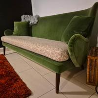 divano  3 posti con 2 cuscini 