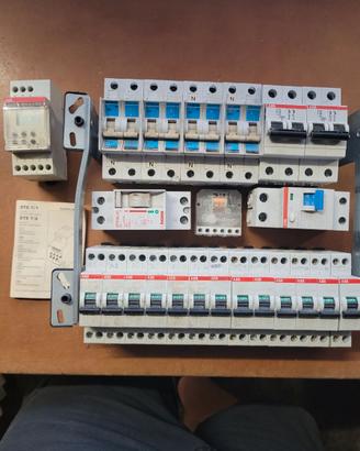 Stock Materiale Elettrico