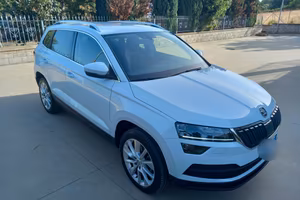 Skoda Karoq 1.6 TDI SCR Executive full