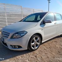 Mercedes-benz B 180 CDI BlueEFFICIENCY Premium
