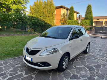 LANCIA YPSILON GOLD anno 07/2016
