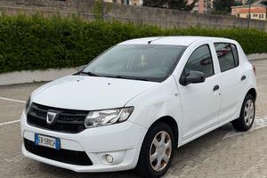 Dacia Sandero 1.2 GPL 75CV motore da rivedere - eu