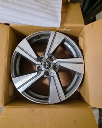 Cerchi in Lega Originali Audi Q2 sline 18" OEM