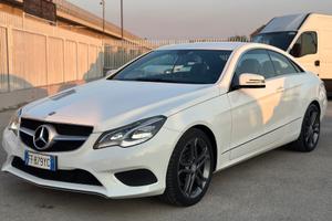 Mercedes Classe E AUT. 2.2 170CV Sport DA VETRINA