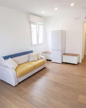 MODERNO BILOCALE con INGRESSO INDIPENDENTE