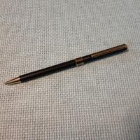 Penna a stilo Aurora oro e nera