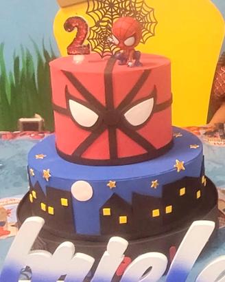 Torta scenografica spiderman 