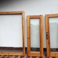 Finestra e telaio legno