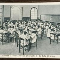 Antica cartolina scuola V. Emanuele III, Firenze.