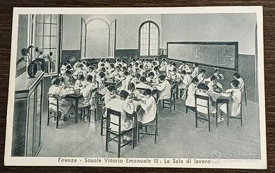 Antica cartolina scuola V. Emanuele III, Firenze.