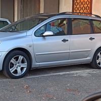 Autovettura Peugeot 307 SW