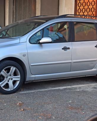 Autovettura Peugeot 307 SW