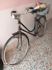 bici con freni a bacchetta