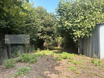 Ex casello ferroviario da ristrutturare