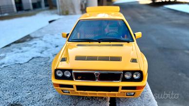 Kyosho Lancia Delta HF Integrale Gialla 1/18