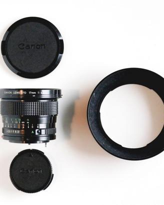 Canon FD 17mm f/4 con paraluce