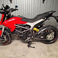 Ducati Hyperstrada 821 - 2013