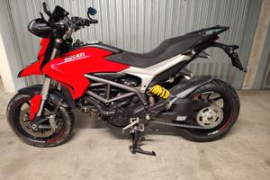 Ducati Hyperstrada 821 - 2013