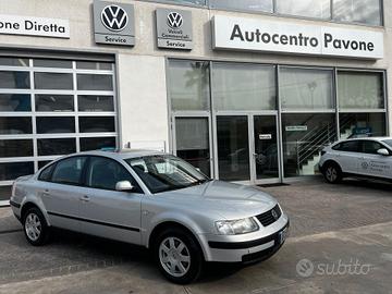 Volkswagen Passat 1.8 T 20V cat Highline